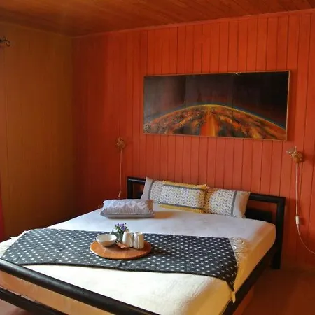 Sleeps 8 Wifi